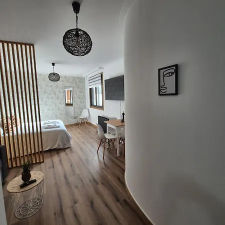 Estudio O Porto 22 아파트